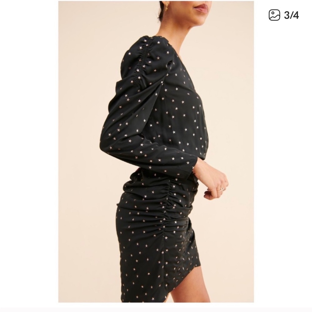 Elegant Black Star-Patterned Dress - Picture 3 of 4